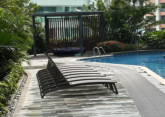 Aparthotel Serene Space Air Residences Makati Manila